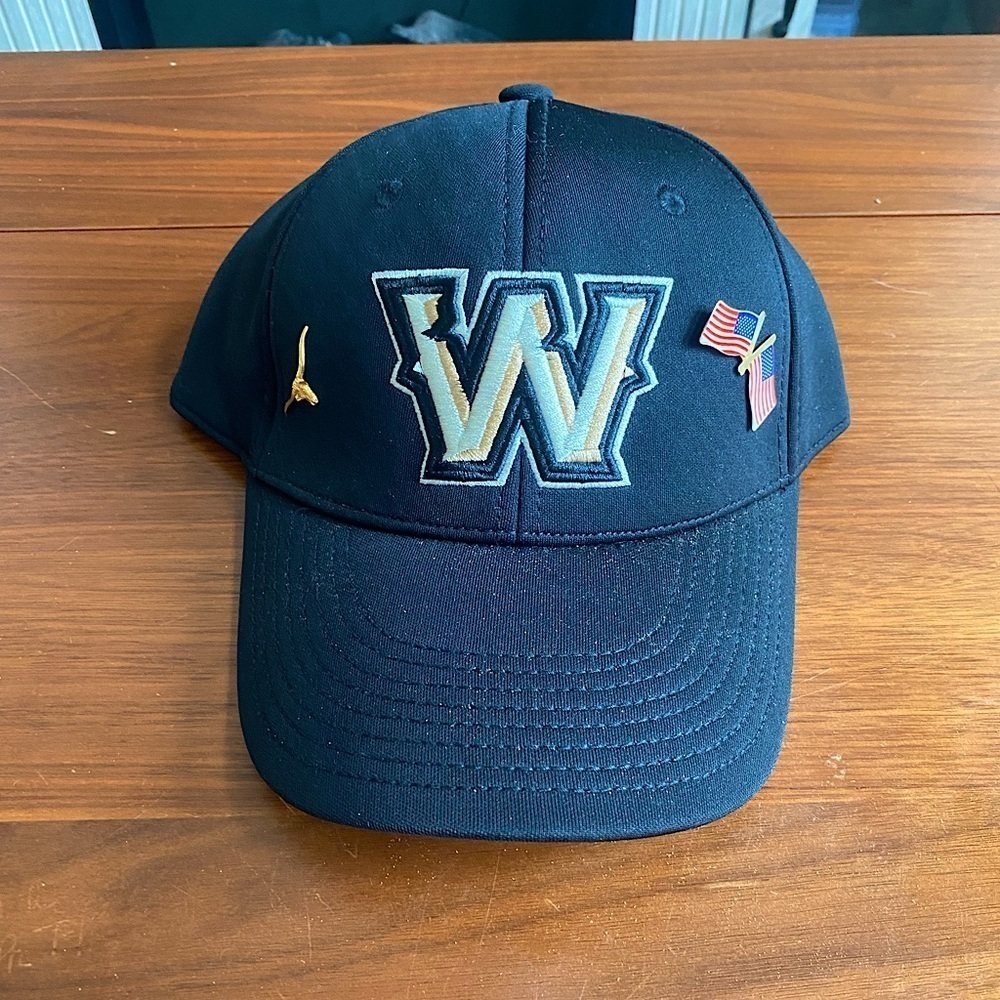 Eastbay W ⚾️ 🌲 USA Hat